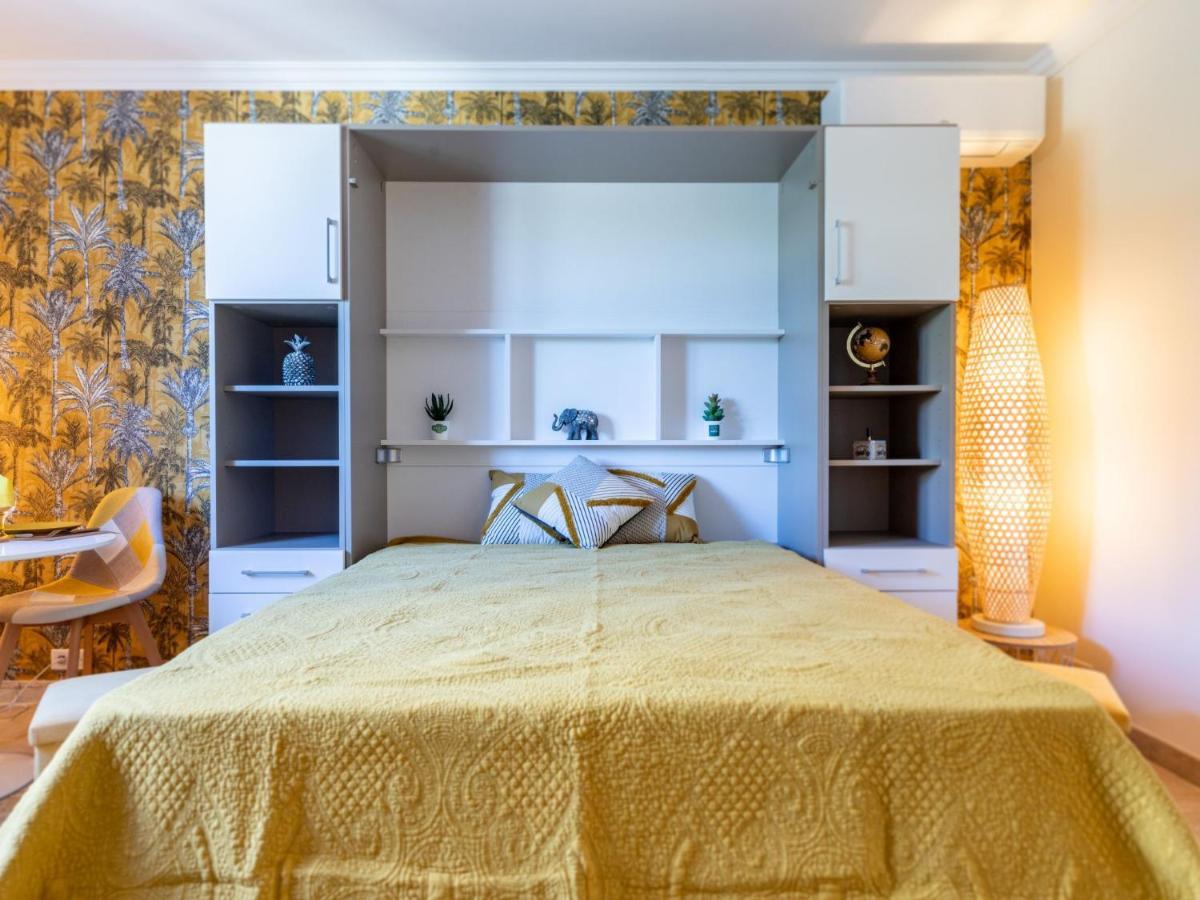 Studio Alexandra Palace-6 *